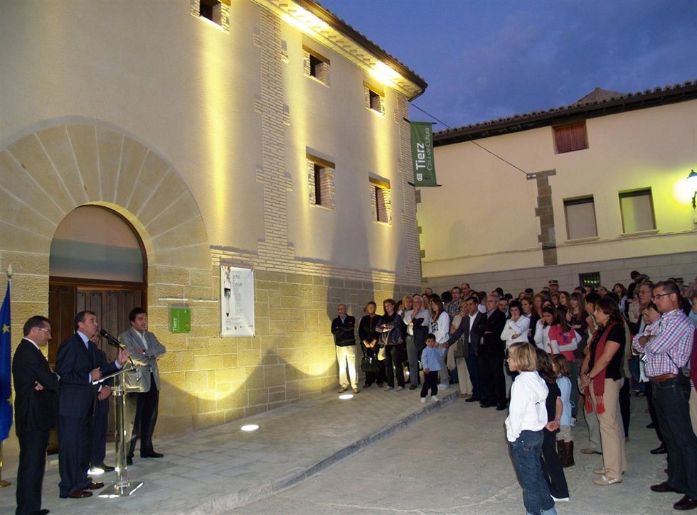 Tierz Abre Las Puertas De Su Nuevo Espacio De Encuentro Y Dinamización Cultural