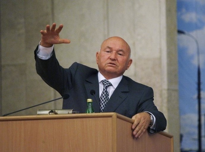 Alcalde de Moscú, Yuri Luzhkov