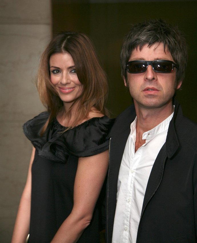 Noel Gallagher y su novia, sara MacDonald