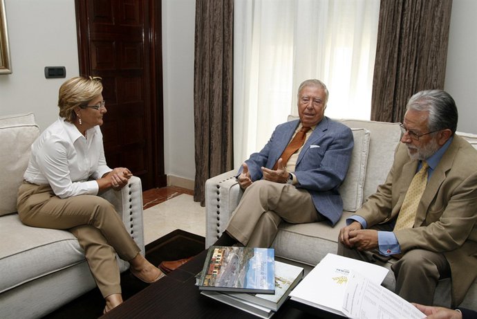 Nota De Prensa Y Foto Del 04 10 10