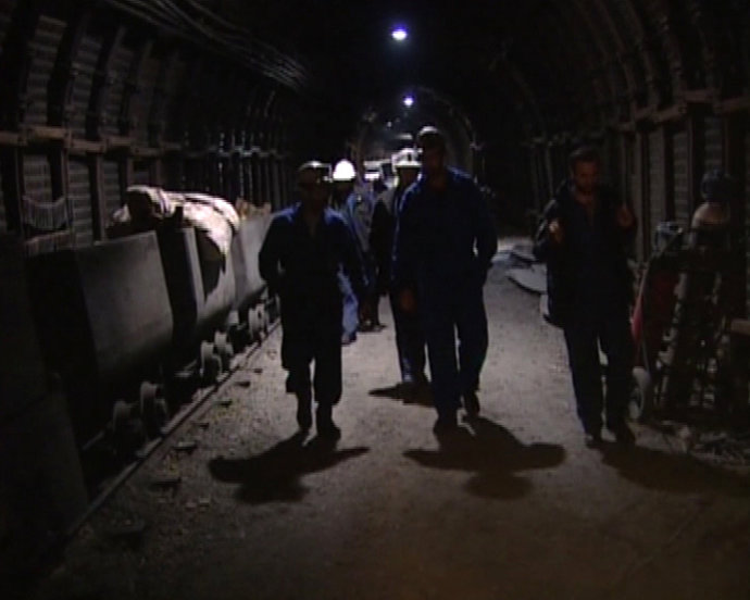 Por la aprobación del decreto sobre el carbón