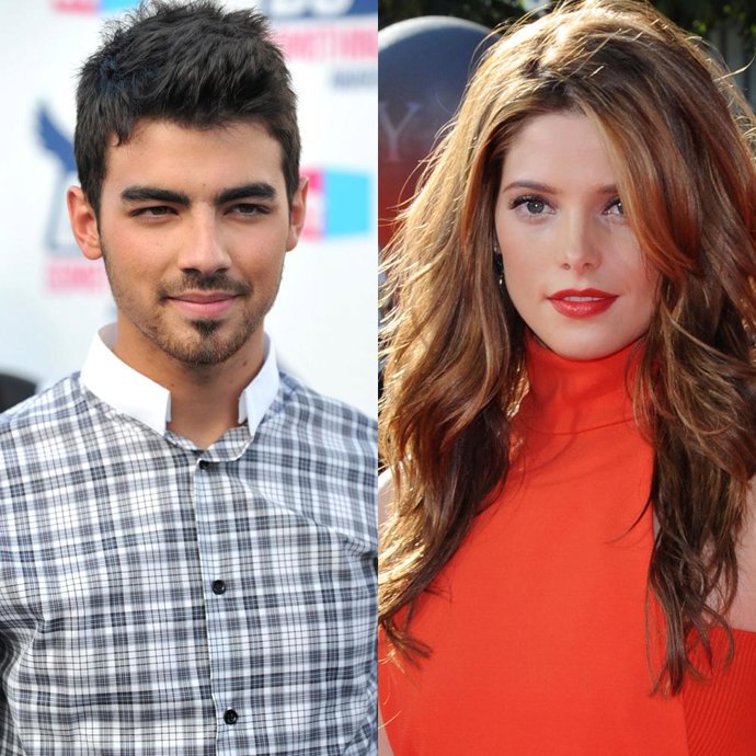 Joe Jonas y Ashley Greene