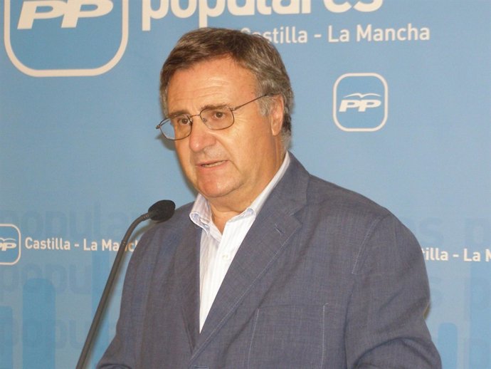 El presidente del PP durante la rueda de prensa que ha ofrecido