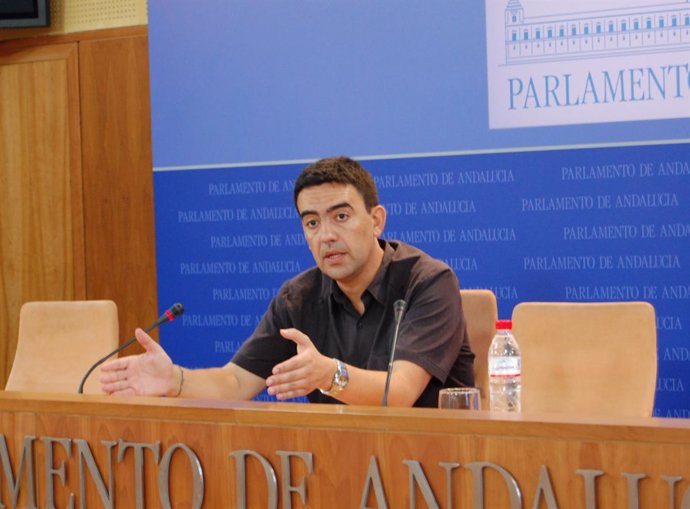 El portavoz del Grupo Parlamentario Socialista en el Parlamento andaluz, Mario J