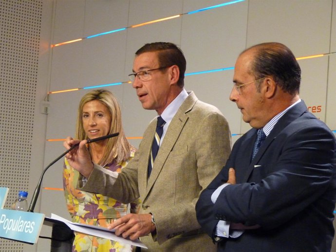 Clemente en la rueda de prensa