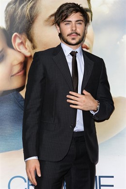 Zac Efron en la premiére de su última película 'Siempre a mi lado' en Australia 