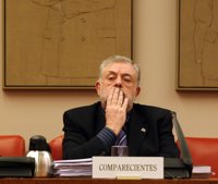 Granado ve "conveniente" la supresión de la cláusula de revisión salarial