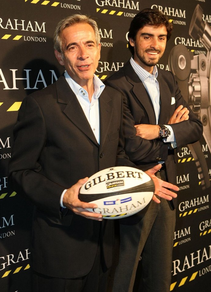 El actor Imanol Arias y el torero Miguel Angel Pereira en la presentación de un 