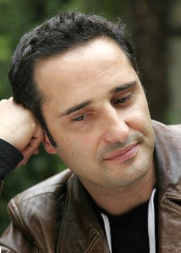 Primer plano del cantante Jorge Drexler