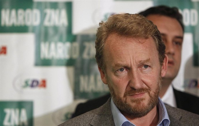 Bakir Izetbegovic copresidirá la federación de Bosnia y Herzegovina