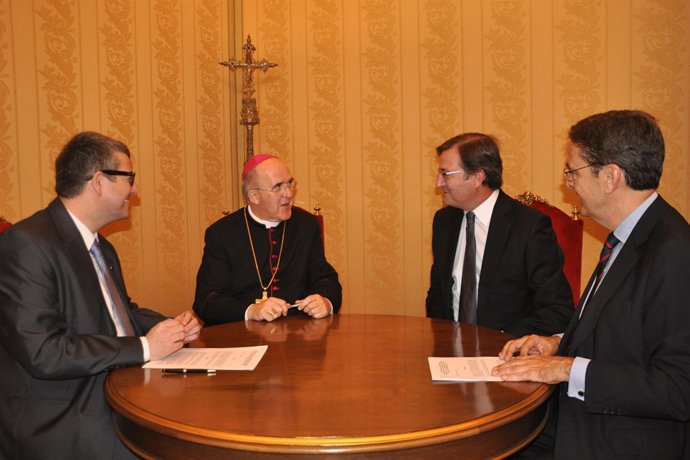 Pwc Y La UCV Firman Un Convenio Para Fomentar El Espíritu Emprendedor Y Apoyar A