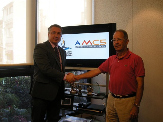 Rigau y Núñez Vázquez, tras firmar el acuerdo