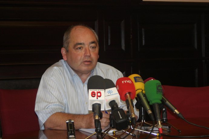El secretario general de UGT-A, Manuel Pastrana.