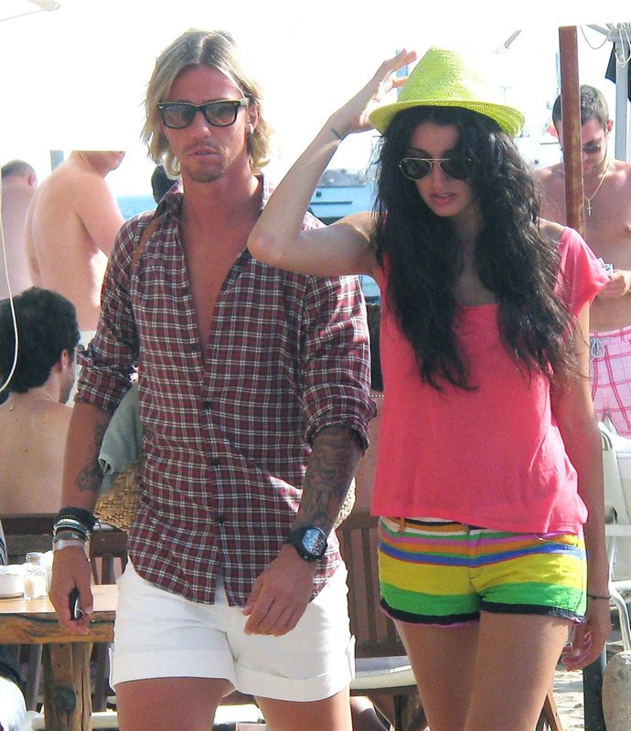 El futbolista Guti y Noelia López