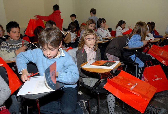 Participantes en 'El Club de la cometa', en una edición anterior