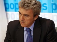 PP pide a Barreda que explique en la manifestación por qué "hoy no le gusta" Zarra si "hace unos días le gustaba"