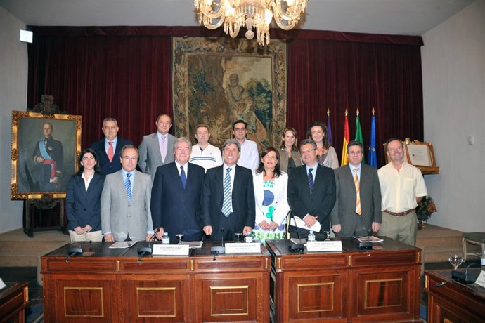 Pulido y Carreto con los asistentes a la presentación
