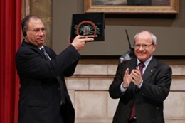 Montilla entrega a Simon Levi el Premio Ramon Margalef