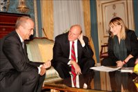 Ballmer: "Windows Phone 7 saldrá muy bien parado; no lo lanzaríamos si no confiasemos en su éxito"