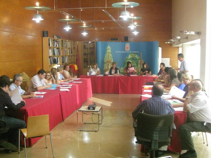 La teniente de Alcalde de Bienestar Social y Políticas de Igualdad, María del Ca