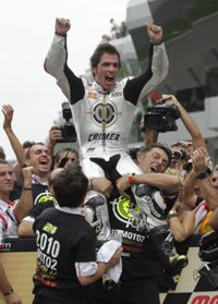 Toni Elías termina cuarto y se proclama campeón del mundo de Moto2