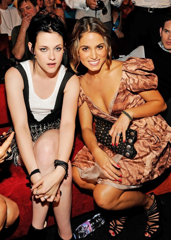 Kristen Stewart y Nikki Reed