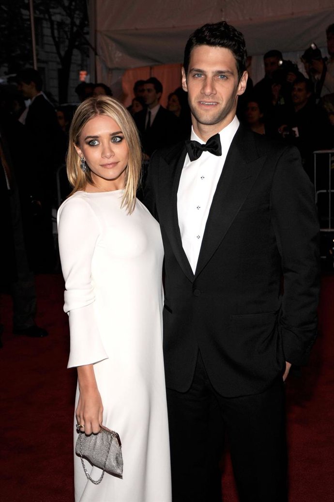 Ashley Olsen y su novio Justin Bartha