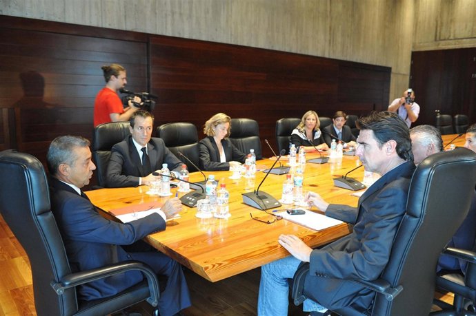 Fotos Consejo De Gobierno De Canarias Con Carácter Urgente Y Extraordinario.