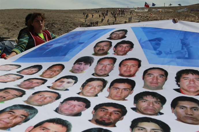 33 mineros atrapados en una mina en Chile