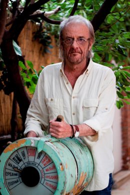 Luis Eduardo Aute presenta 'Intemperie' en el Lope de Vega