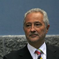 El Parlamento de Canarias reconoce la entrega de Martín y alaba que nunca abandonó su inquietud por las islas