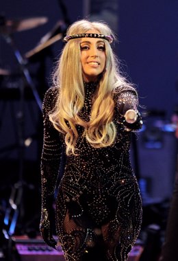 Lady Gaga en uno de sus conciertos en Los Angeles 
