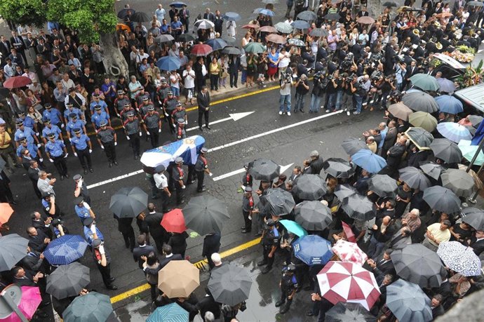 Fotos De La Capilla Ardiente Y Posterior Funeral Por El Ex Presidente Del Gobier