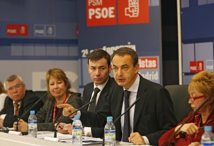 Tomás Gómez y zapatero en una reunión del PSM
