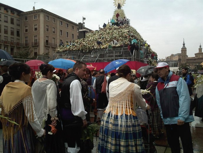 Ofrenda de Flores a la Virgen del Pilar de Zaragoza 2010