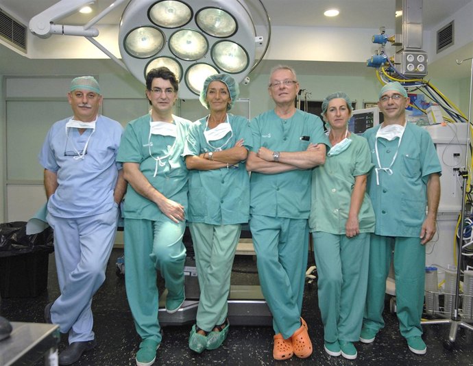 equipo del Hospital de Parapléjicos