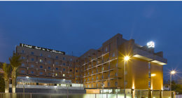 Fachada del hotel Macia Real Alhambra de Granada