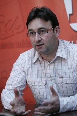 El coordinador regional de IU, Daniel Martínez