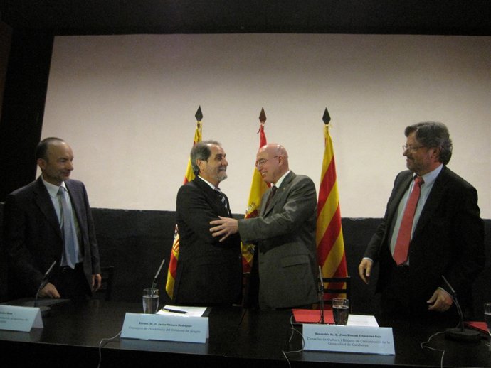 Acto de la firma del convenio en Arens de Lledó