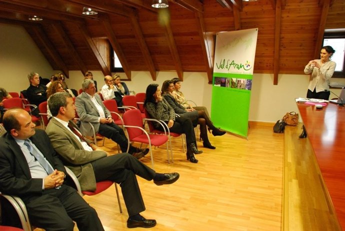 Proyecto para promover los congresos económicos en Aran