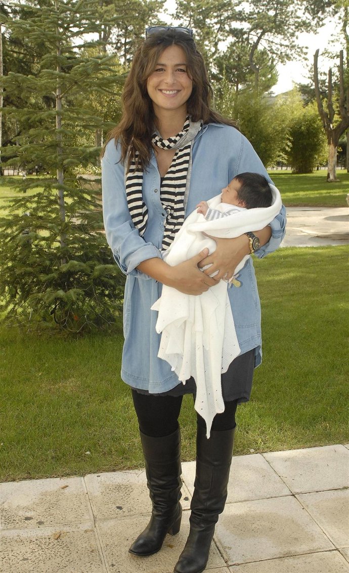 Nuria Roca presenta a Olivia