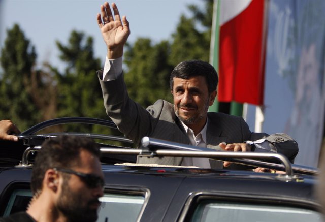 El presidente de Irán, Mahmud Ahmadineyad visita Líbano