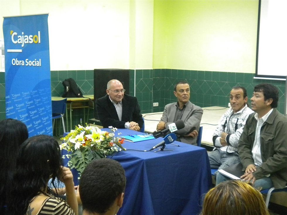 Presentación del documental 'Struggle' de la Fundación Valdocco y Cajasol.