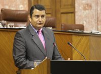 PP-A asegura que son "antiandaluces", "incumplen" el Estatuto y reflejan la "sumisión" de la Junta ante Zapatero