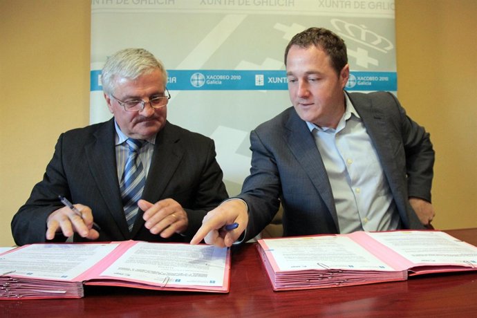 Firma del convenio entre Portos e Inega