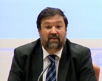 Caamaño avisa que ETA "no podrá quedarse" en Venezuela