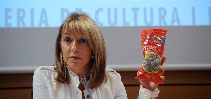 La consellera de Cultura durante la rueda de prensa