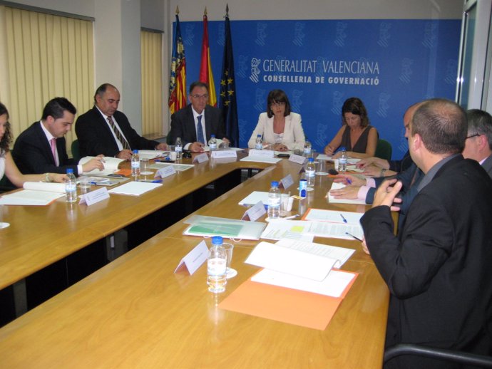 Un momento de la reunión entre Generalitat y FSMCV