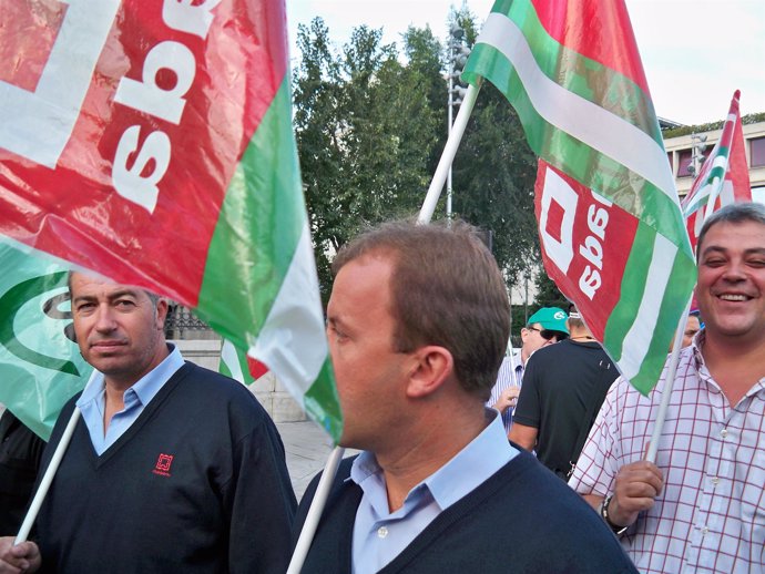 Trabajadores de Rober se manifiestan por la ciudad