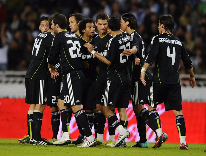 El Real Madrid gana en San Sebastián